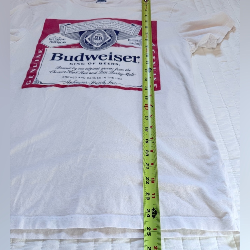 Old Navy Budweiser Graphic Tee Size Small - Picture 4 of 5